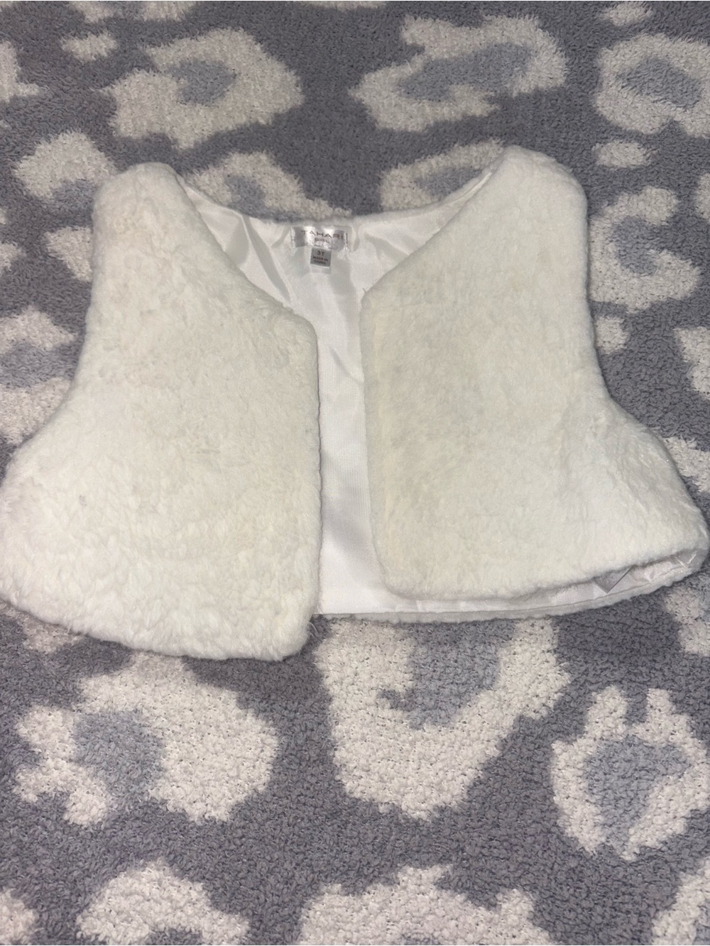 Tahari White Faux Fur Vest